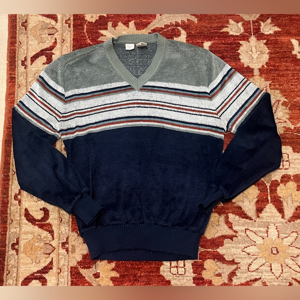 Men's V-Neck Sweater - Navy and Gray